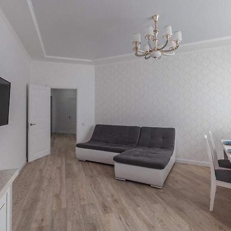2-Nd Pearl 2-Bedrooms Apartment Odessa Eksteriør bilde